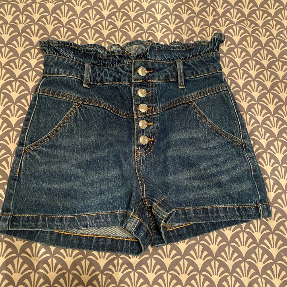 Size 2 High Waisted Shorts. NEVER WORN